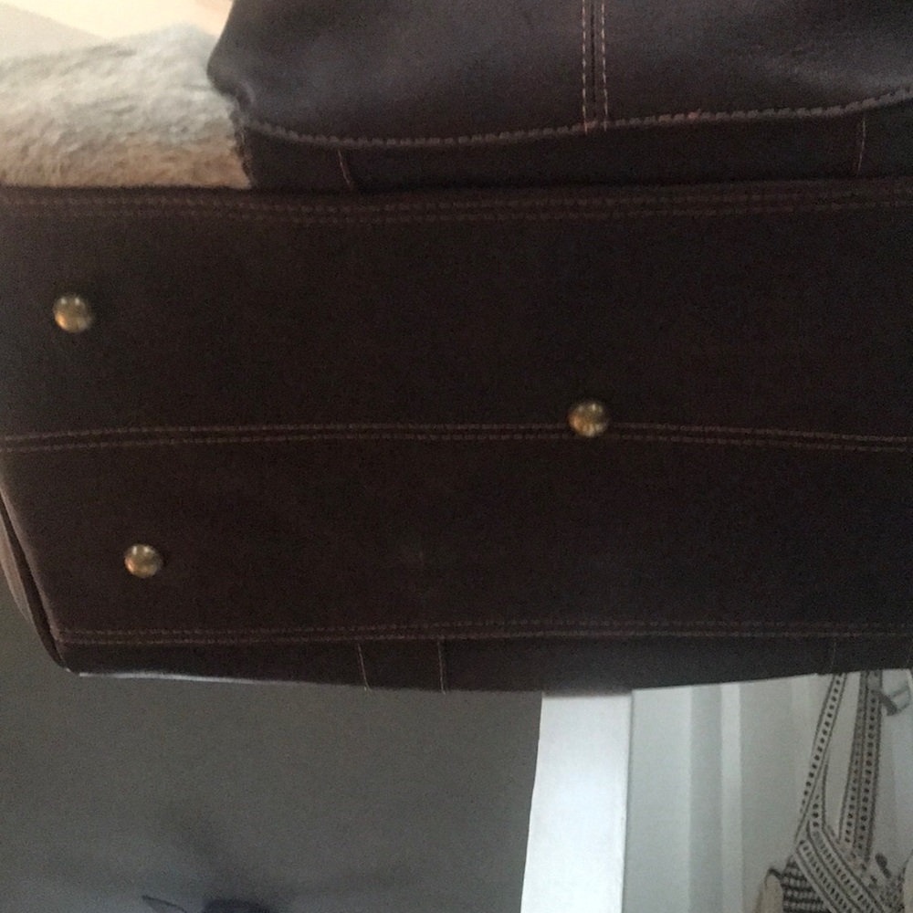 Leather and fur overnight bag - Picture 7 of 7
